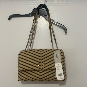 Tory Burch Kira Chevron Soft Straw Convertible Shoulder Bag, brand new with tag